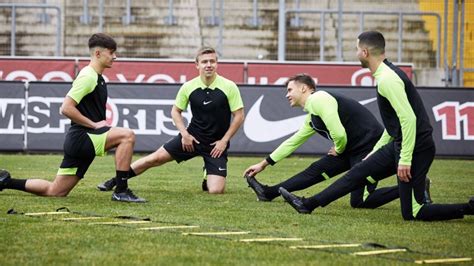 "Futbol Antrenmanında Mental Dayanıklılık"